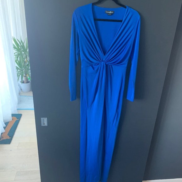 Sexy Guess by Marciano Gown - Picture 3 of 4